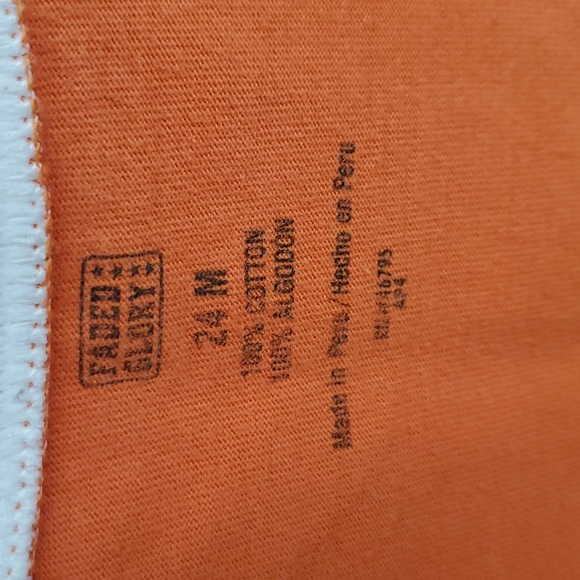 Parents Exhausted Tee - Picture 4 of 5